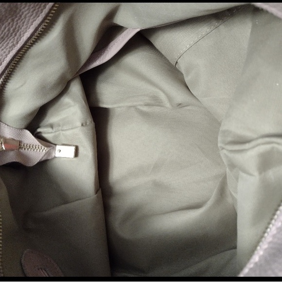 L CREDI pale pink pebbled leather shoulder bag convertible to backpack - Picture 8 of 8